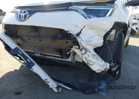 2016 Toyota Rav4 Xle z USA, uszkodzony, nr VIN JTMWFREV7GD089571